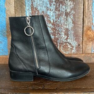 STEVE MADDEN Boot Women’s Size 7 Black Ankle Bootie